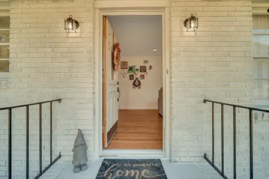 Restful Haven Near Savannah - King Bed