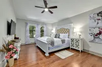 Charming Home with Outdoor Oasis and Gourmet Kitchen - Elegant Retreat