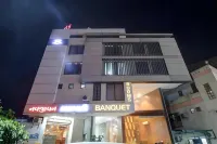 Hotel Navjivan Hotels in Himatnagar