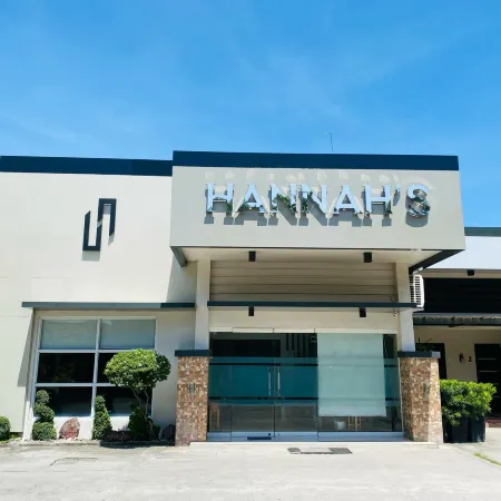 RedDoorz Plus near Robinsons Place Gensan