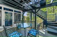 3BR Oceanview Townhouse on Boulevard I Walk to downtown l Sleeps 8