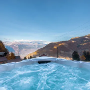 Chalet Belle Roche Recently Renovated Jacuzzi