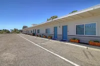 White Caps Motel Hotels in Ventura