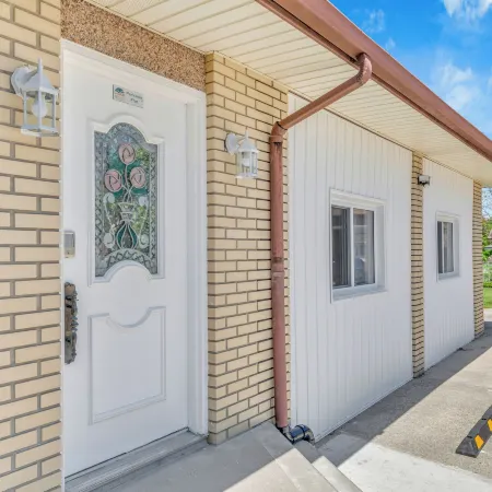 Parkside Flat #5 - Seacliff Beach Suites