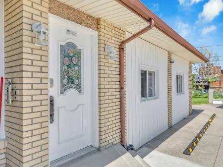 Parkside Flat #5 - Seacliff Beach Suites