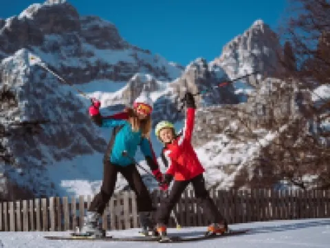 Rifugio la Montanara Hotels in Molveno