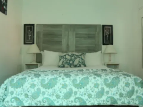 ロバ モナケディ ゲスト ロッジ マフィケングのホテル