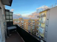 F Rooms Hotels near Ospedale Monaldi