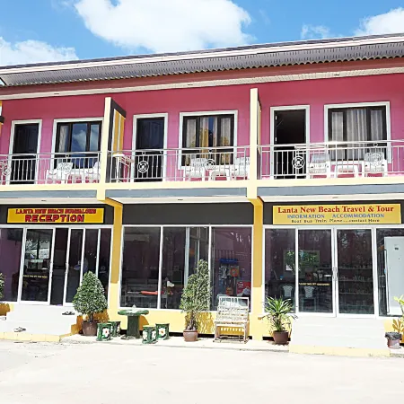 Lanta New Beach Bungalows