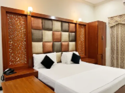 The Grand Hotel Multan