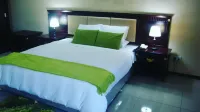 Riverside Apartments