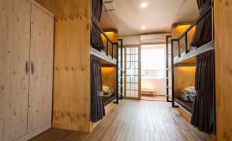 On the Stone Guesthouse 2 - Hostel