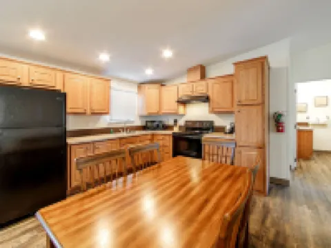 Southern Breeze Lodge Hotels in Lafourche Parish