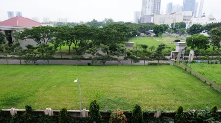 Best Choice and Spacey 2Br Apartment at Puncak Bukit Golf Surabaya