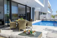 Protaras Royal Pearl Villa 7 - Huvilat