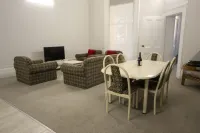 Seafield Tower Glenelg Apartment No 1