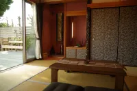 Den House Отели в г. Осима