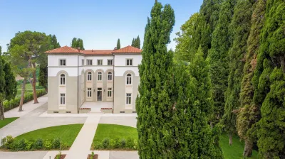 Villa Monty Banks