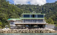 Amaka Ocean Living Lodge Hotels in Golfito