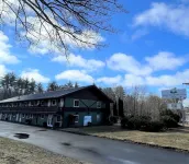 ムールトンボロー イン