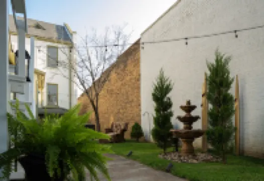 Magnolia Manor and Chapel Hotels in 