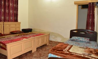 Snow Land Hotel Kaghan