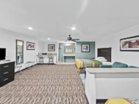 Super 8 by Wyndham McAllen/Downtown/La Plaza Mall マッカレンのホテル