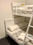 Hotham 3 Bedroom Apt - 24 Lawlers