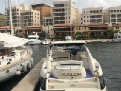 Savana at Porto Cupecoy Marina Hotéis em Lowlands