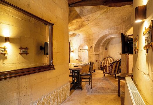 2. 카파도키아 이낸..