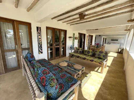 Breeze Residence Apartments