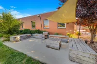 The West End Flats Hotels in Roanoke