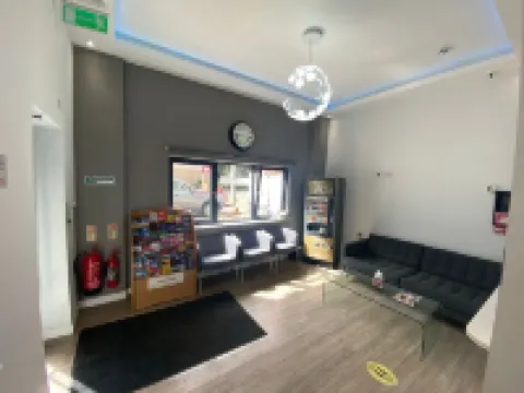 倫敦希思羅天空之夜酒店 希靈登酒店