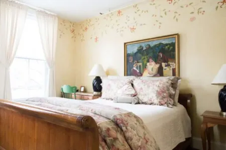 Admiral Fitzroy Inn Отели рядом с достопримечательностью «Брейкерс»