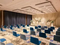 Novotel Tunis Lac Hôtels à : El Kram