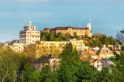 AB Ljubljana - Breg Apartments Các khách sạn ở Center District