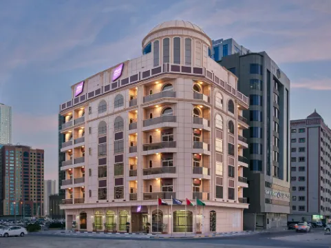 TIME Express Hotel Al Khan Отели рядом с достопримечательностью «Научный музей Шарджи»