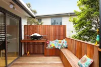 Smith Beach Getaways Beachwood Classic Hotels in Smiths Beach