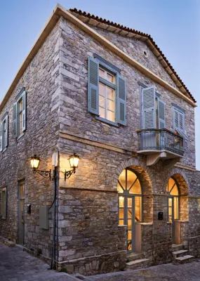 Guesthouse Lila Hotels in Syros Island