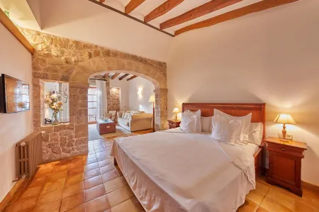 Cas Comte Suites & Spa - Adults Only Отели в г. Костич