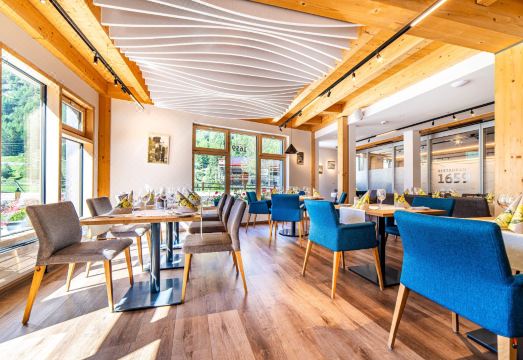 호텔 크리스탈-사피르