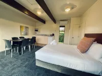 Cambridge Top 10 Holiday Park Hotels in Cambridge