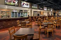 Travelodge Hotel by Wyndham Saskatoon - Barer
