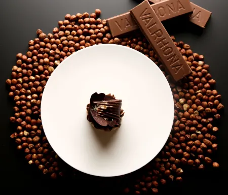 Hotel le Lion d'Or et Restaurant la Table du Lion Отели в г. Байе