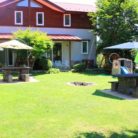 Pension Field