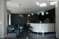 Hotel Opera Hotels in Pyrzowice