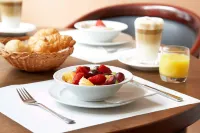 Kleinhuis Hotel Baseler Hof Hamburg - 朝食
