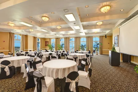 El Caribe Resort and Conference Center Отели в г. Дейтона-Бич