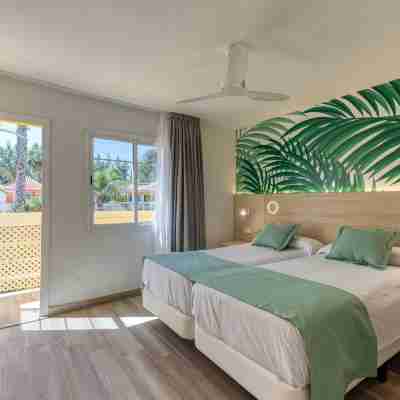 Bungalows Cordial Green Golf Rooms