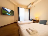 Pine Tree Hotel -  Apartamentos vacacionales